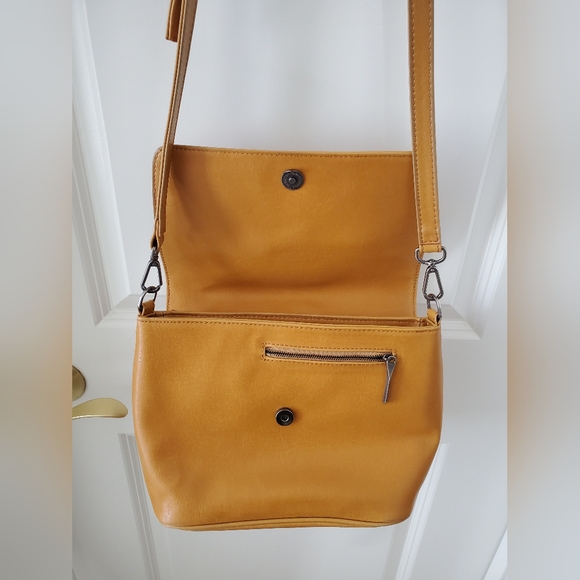 Matt and Nat Vintage Reiti Vegan Satchel - Picture 4 of 16